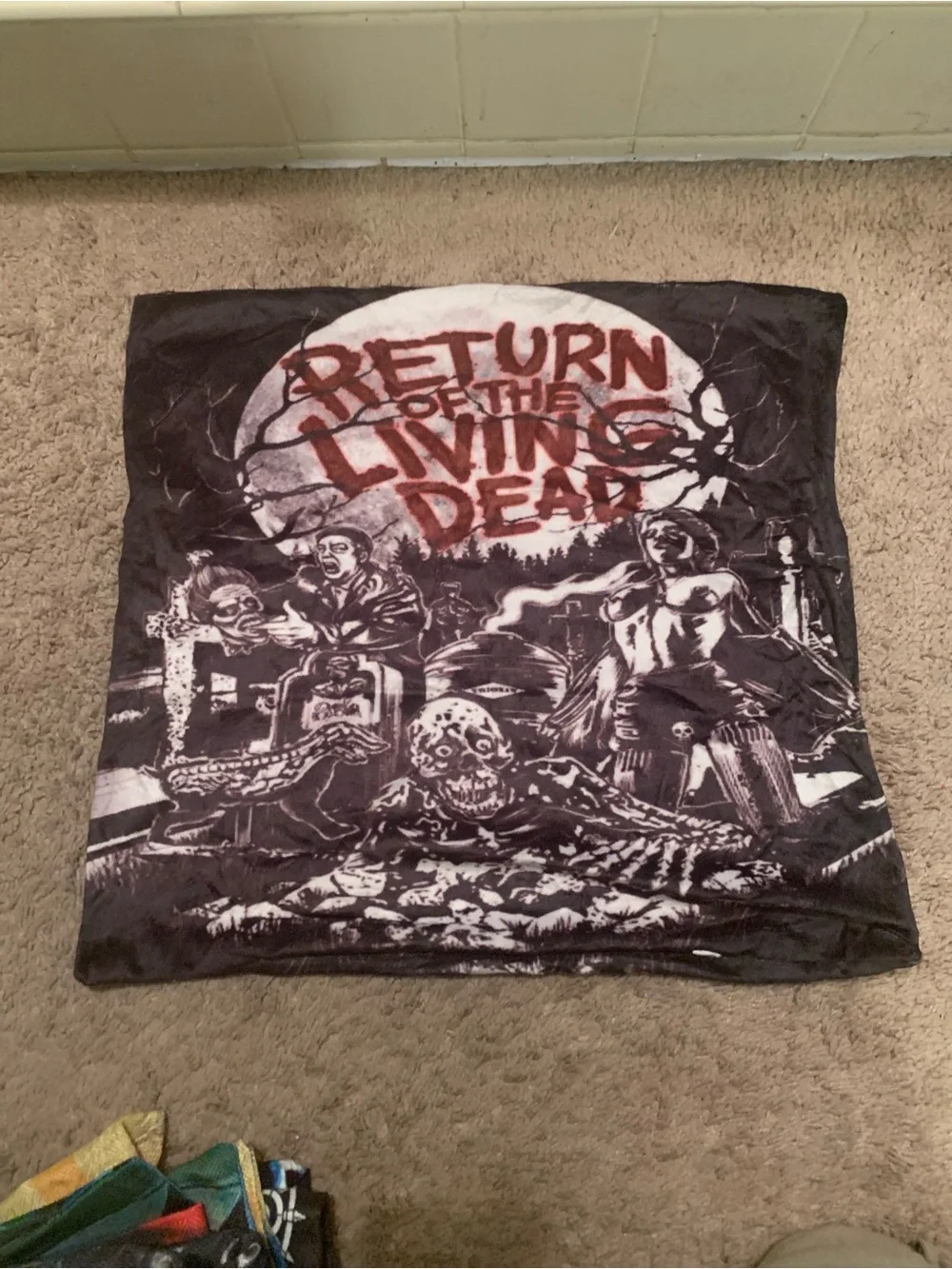 Return of the Living Dead Graphic Throw Blanket - Black and White